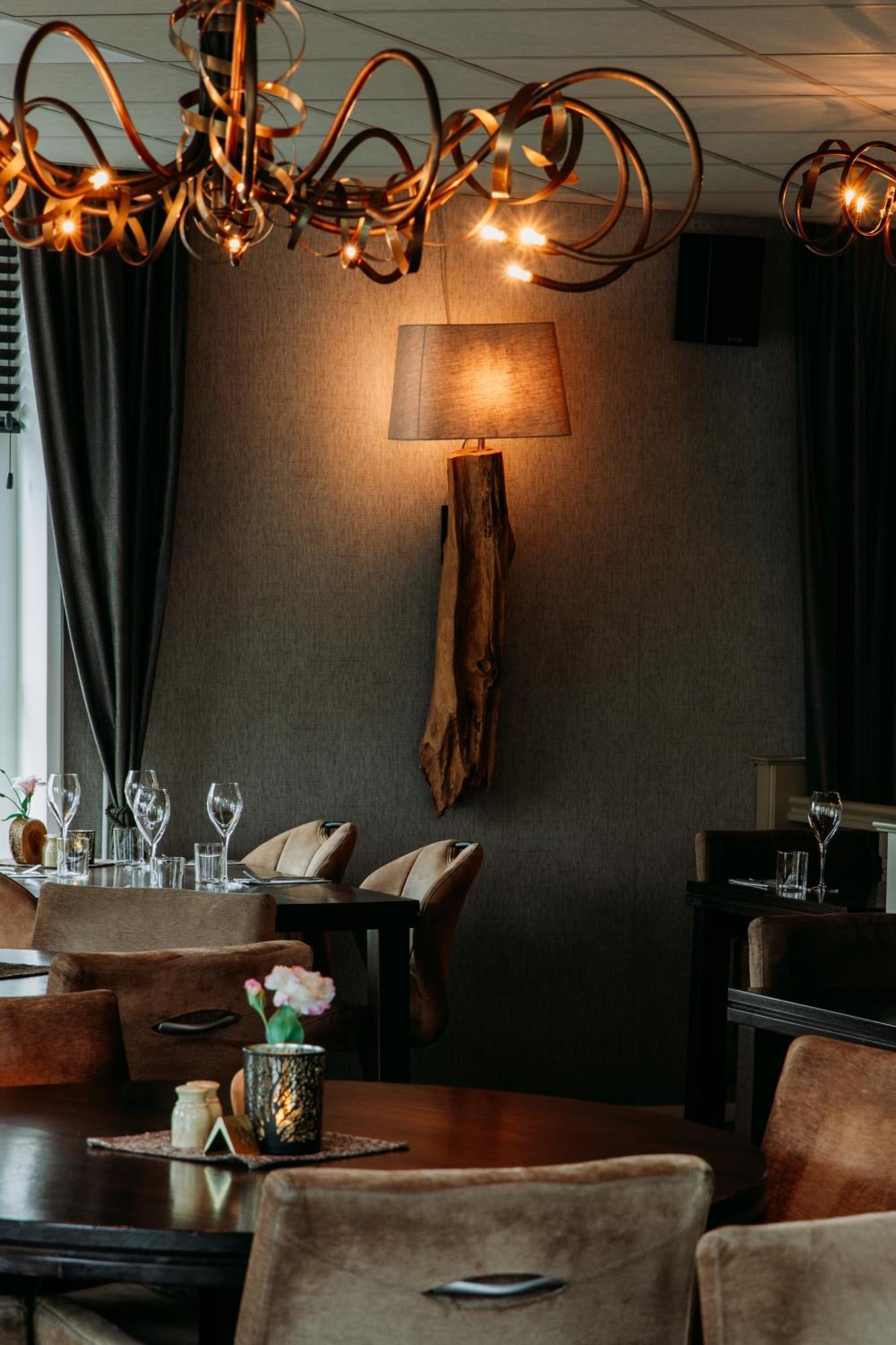 De Stobbe Hotel & Suites Ruinen Экстерьер фото