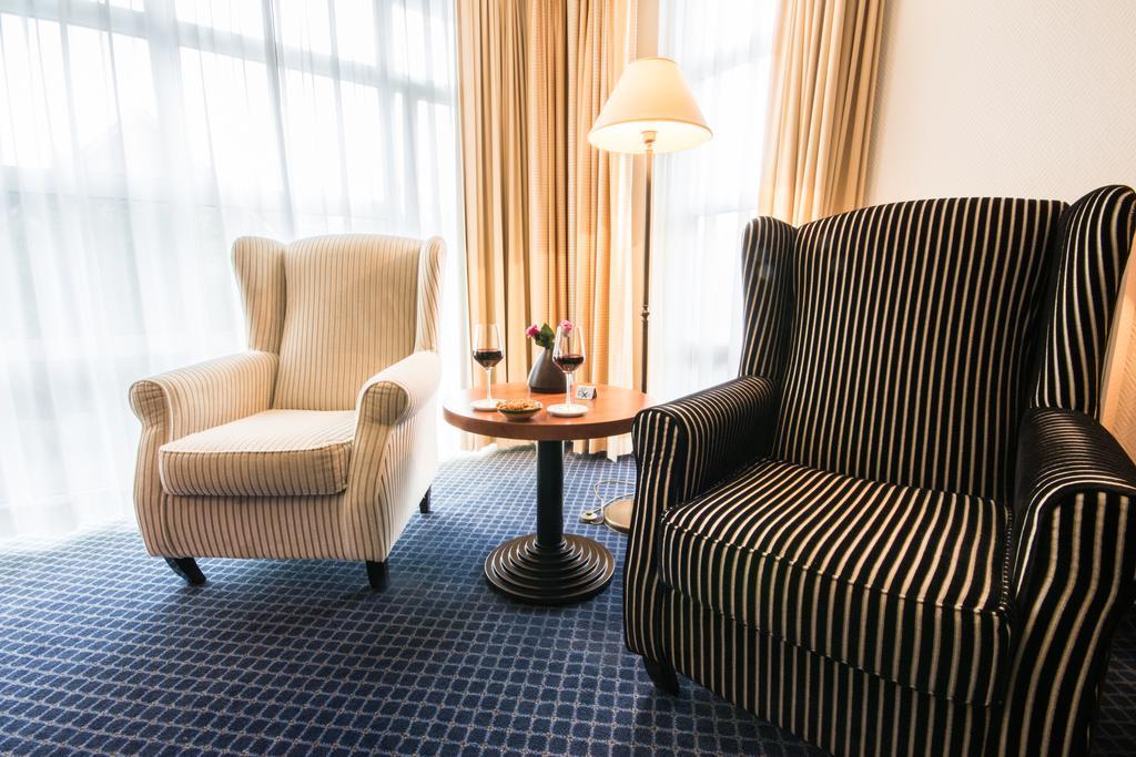 De Stobbe Hotel & Suites Ruinen Экстерьер фото